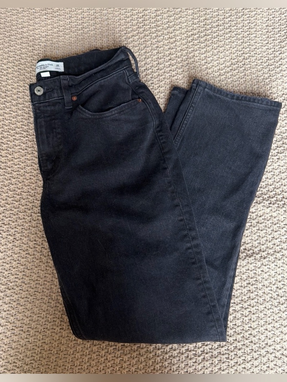 Abercrombie Curve Love 90s Mid-Rise Straight Black Jean